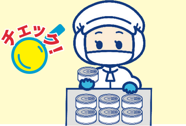 品質管理室で缶を開けて味や重さなどの検査をしている