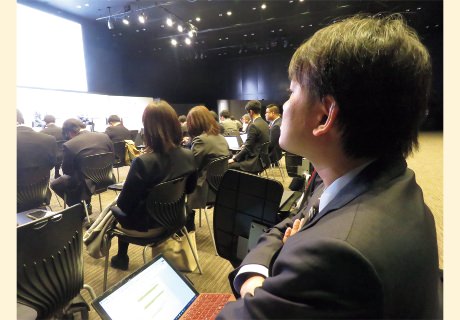 会社の方針説明会に参加